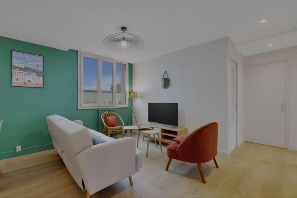 Appartement Neuf Pour 6, Parking Et Box, Au Calme Villeurbanne Exteriör bild