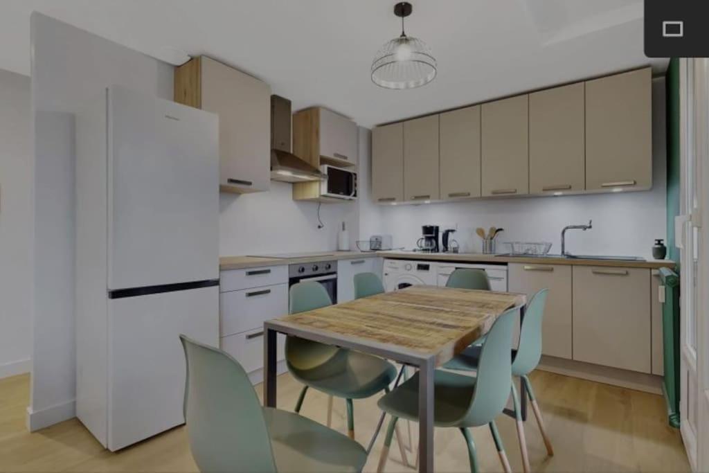 Appartement Neuf Pour 6, Parking Et Box, Au Calme Villeurbanne Exteriör bild